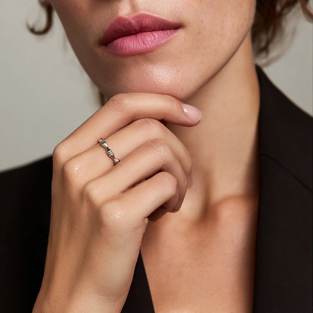 Chilly Bamboo Ring S925 Silver Rhodium Plated - Bone
